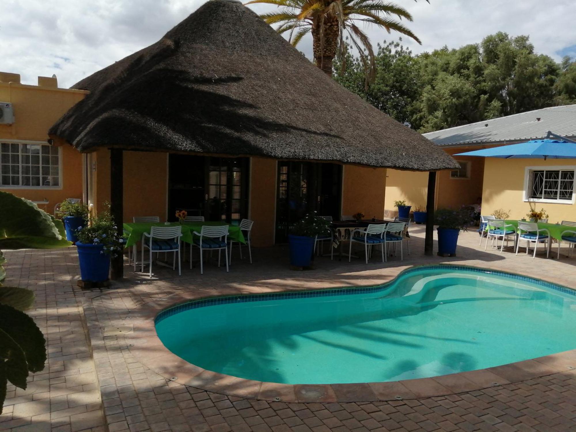 Capbon Guesthouse Windhoek Bagian luar foto